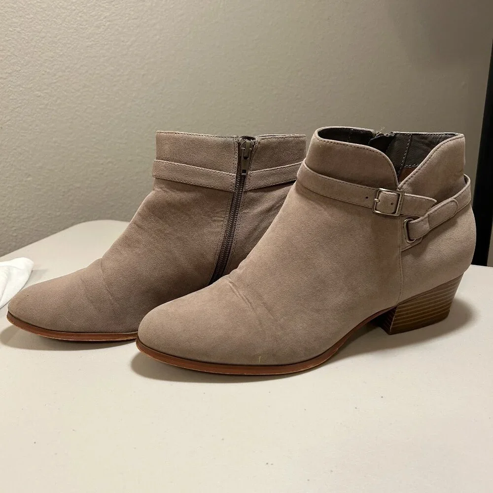 Giani Bernini Taupe Suede Ankle Booties with Stacked Heel
